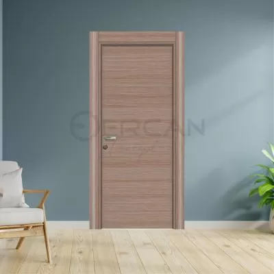 Interior Door with Wooden Appearance 400